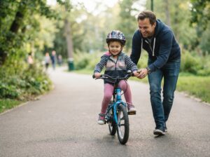 Kind Fahrrad fahren lernen